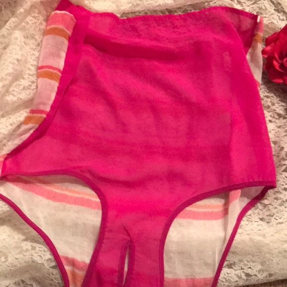 NWT AEO tank top/crop top - Picture 4 of 5